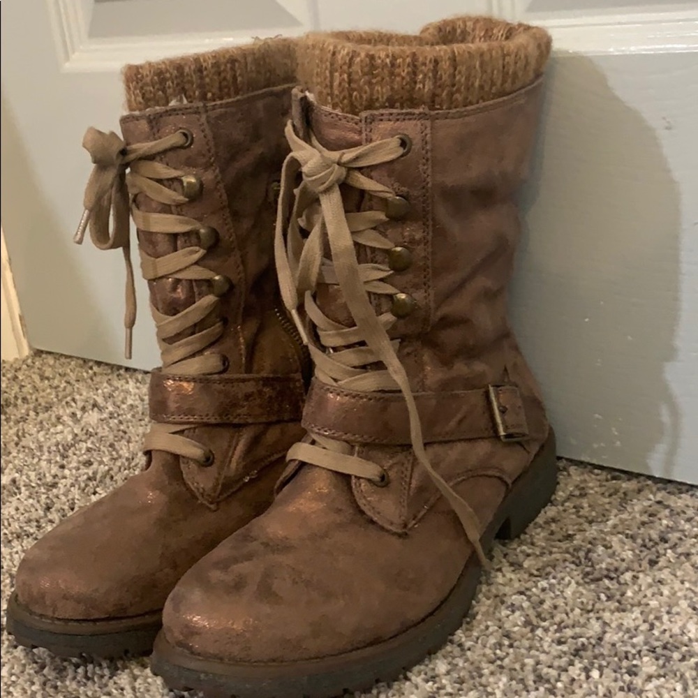 Roxy Boots